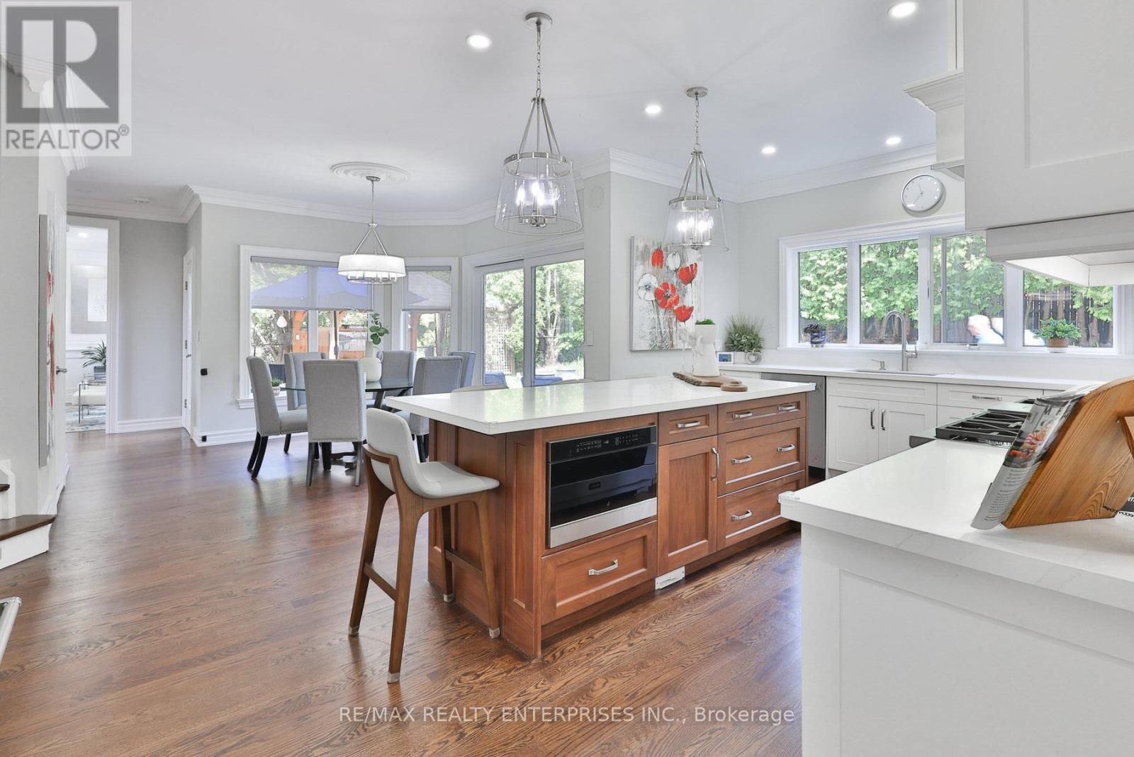 Photo 17 of 1277 Woodeden Drive, Mississauga ON