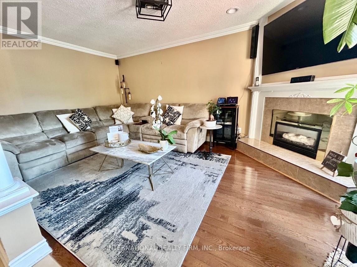 Photo 16 of 8912 Martin Grove Road, Vaughan ON