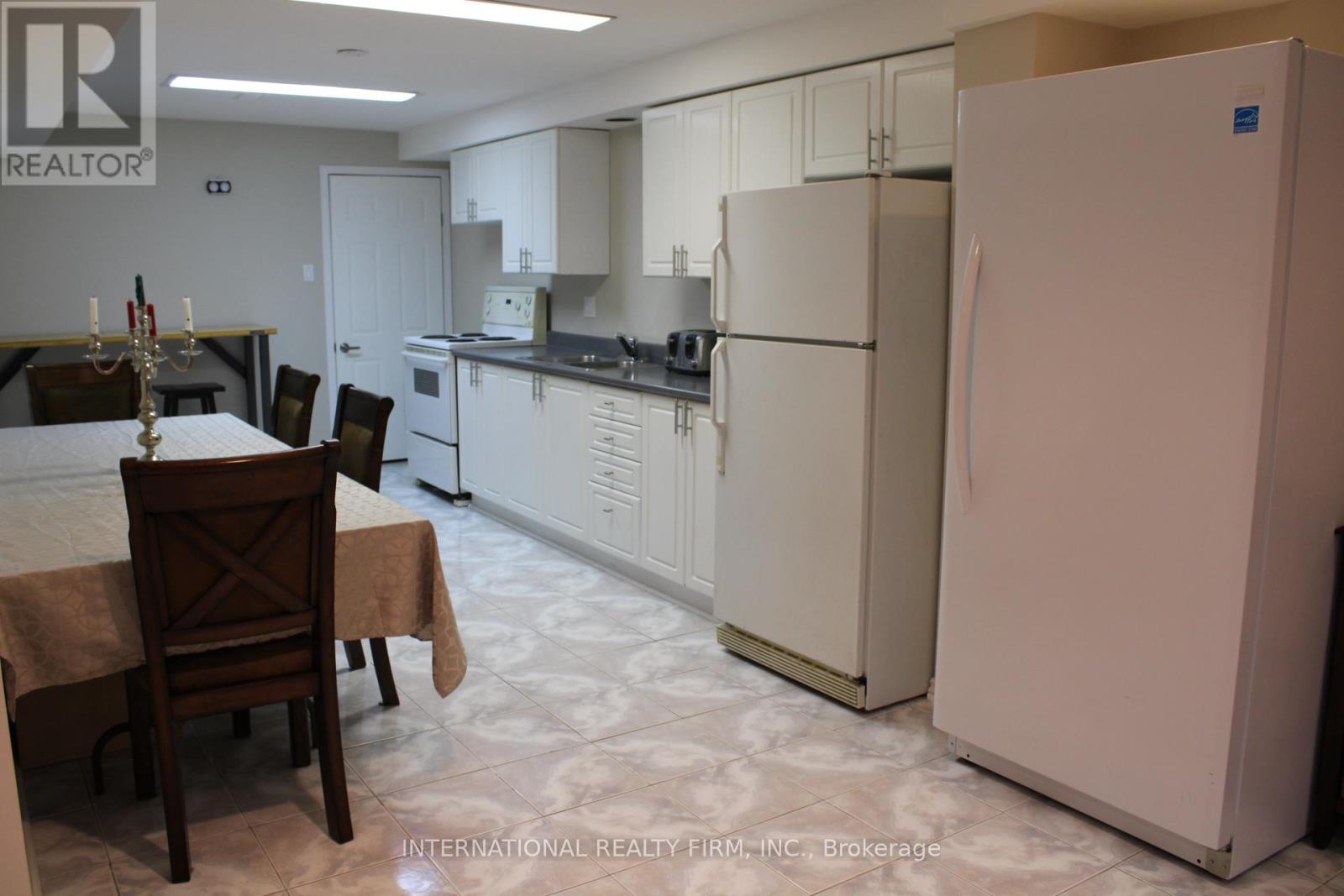 Photo 23 of 8912 Martin Grove Road, Vaughan ON