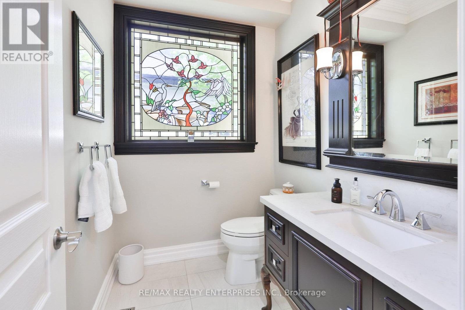 Photo 8 of 1277 Woodeden Drive, Mississauga ON