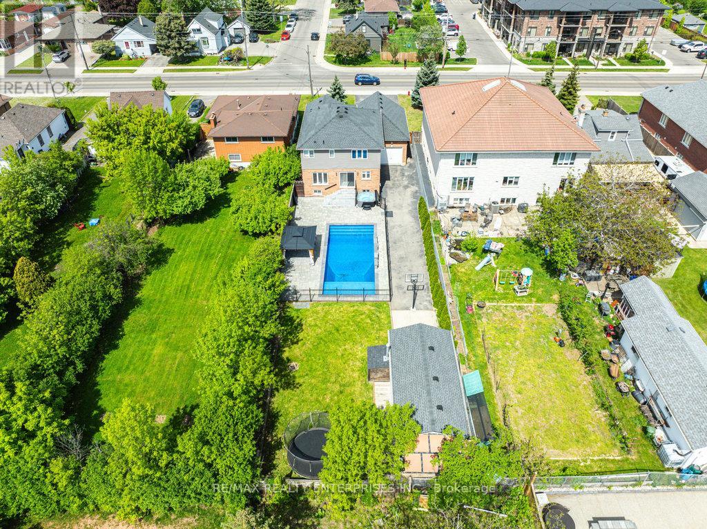 Photo 43 of 248 1 2 Millen Road, Hamilton ON