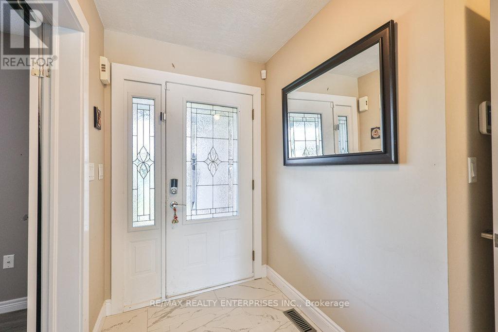 Photo 7 of 248 1 2 Millen Road, Hamilton ON