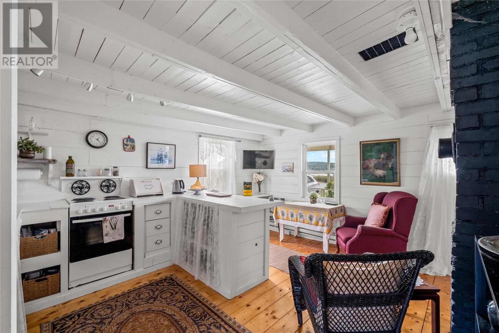 101 Main Road - 21