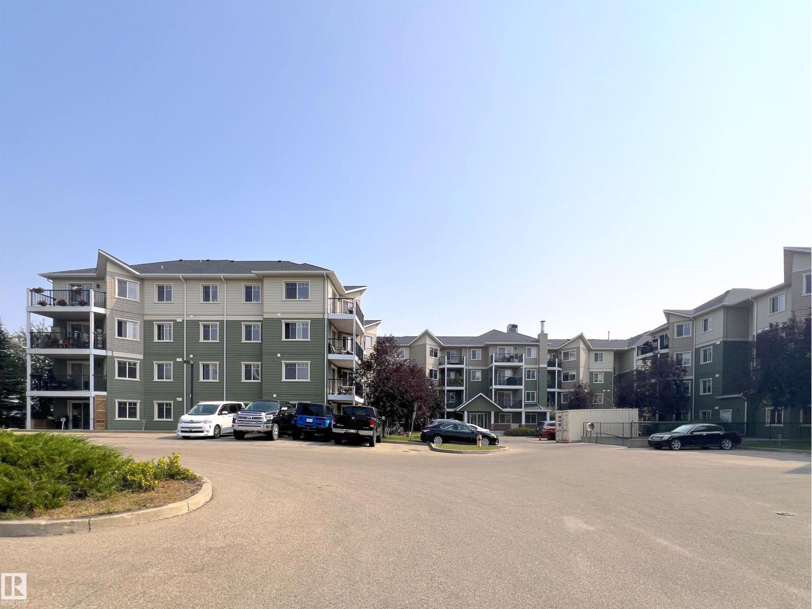 Photo 2 of 311 6925 199 St Nw, Edmonton AB