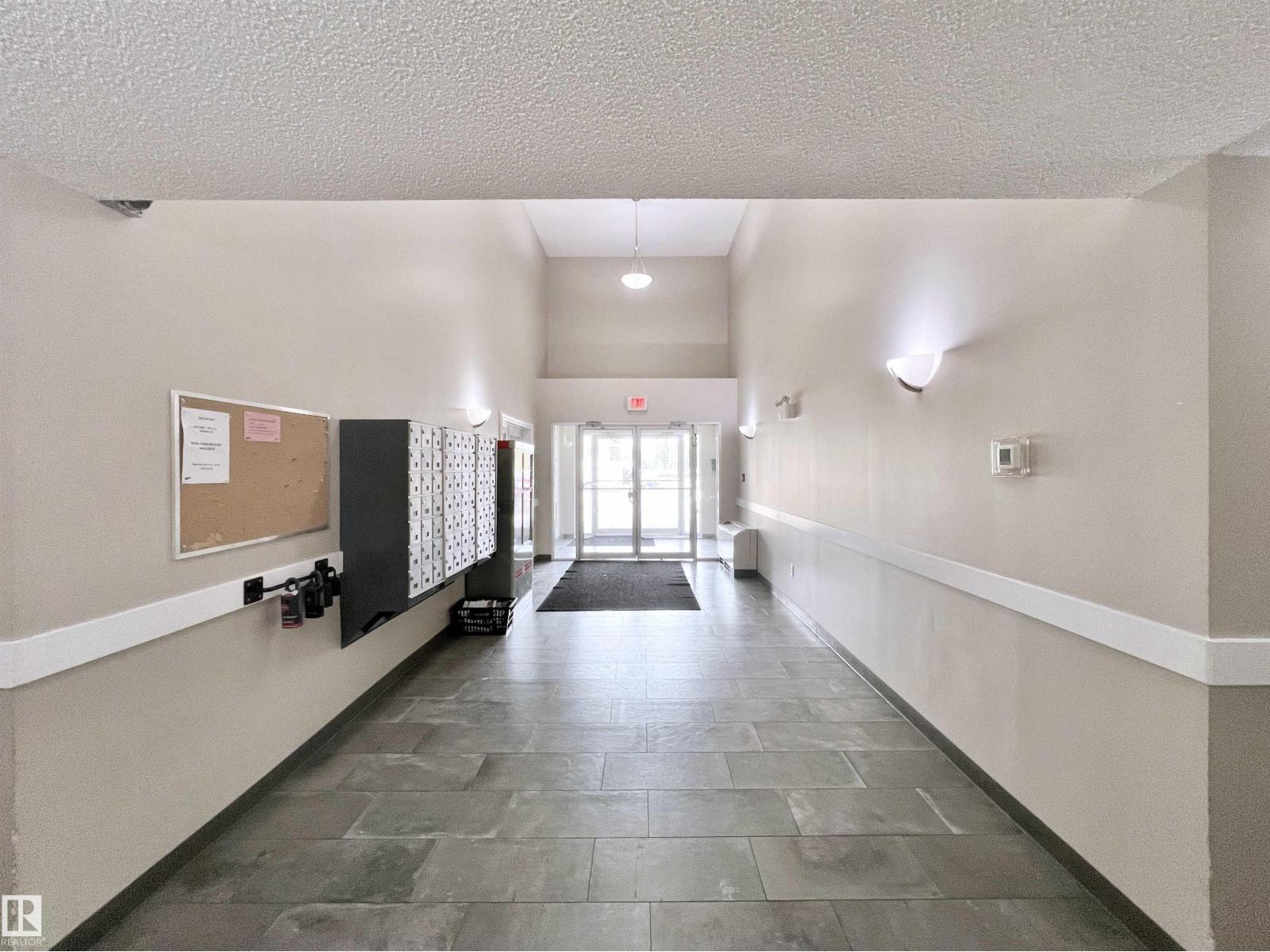 Photo 5 of 311 6925 199 St Nw, Edmonton AB