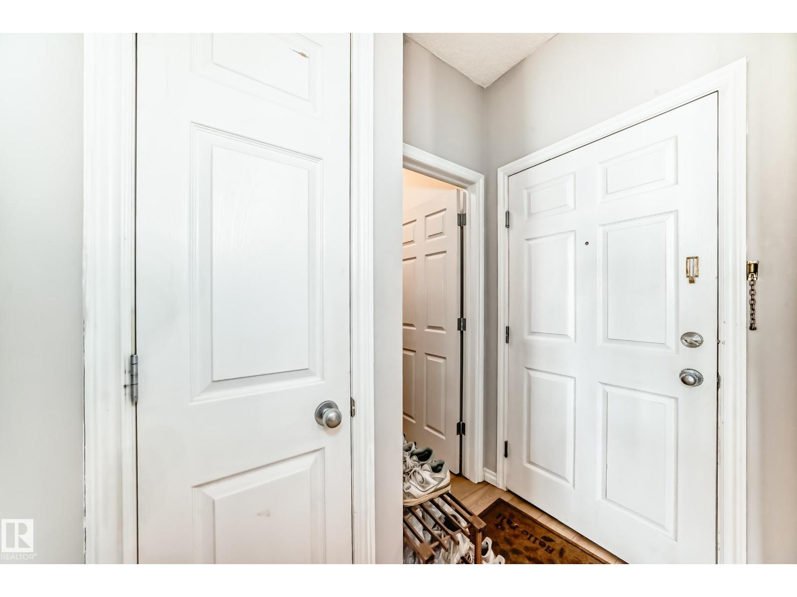 Photo 6 of 307 10118 95 St Nw, Edmonton AB
