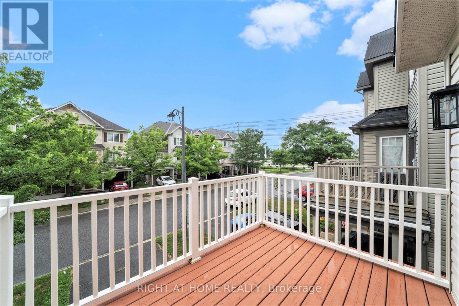 Photo 20 of 1558 Haydon Circle N, Ottawa ON