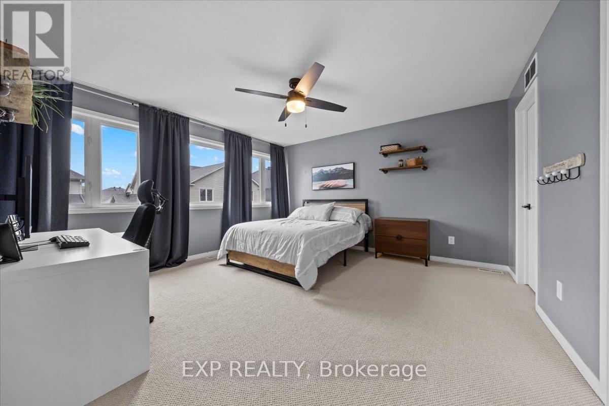 Photo 31 of 209 Rover Street, Ottawa ON