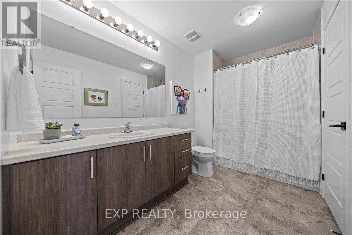 Photo 38 of 209 Rover Street, Ottawa ON