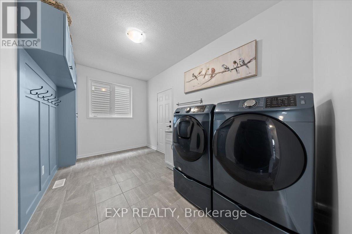 Photo 7 of 209 Rover Street, Ottawa ON