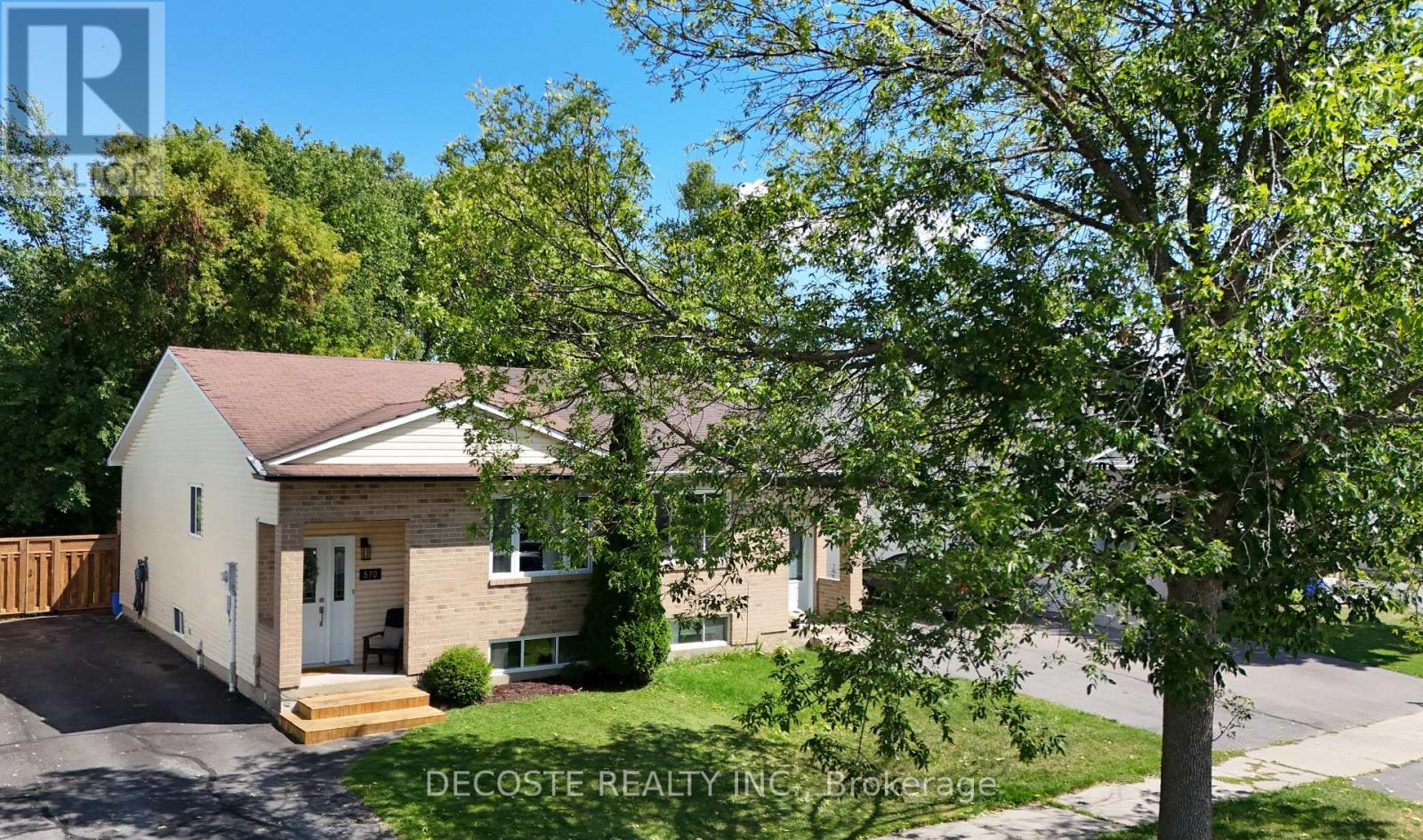 Photo 3 of 570 Jase Street, Cornwall ON