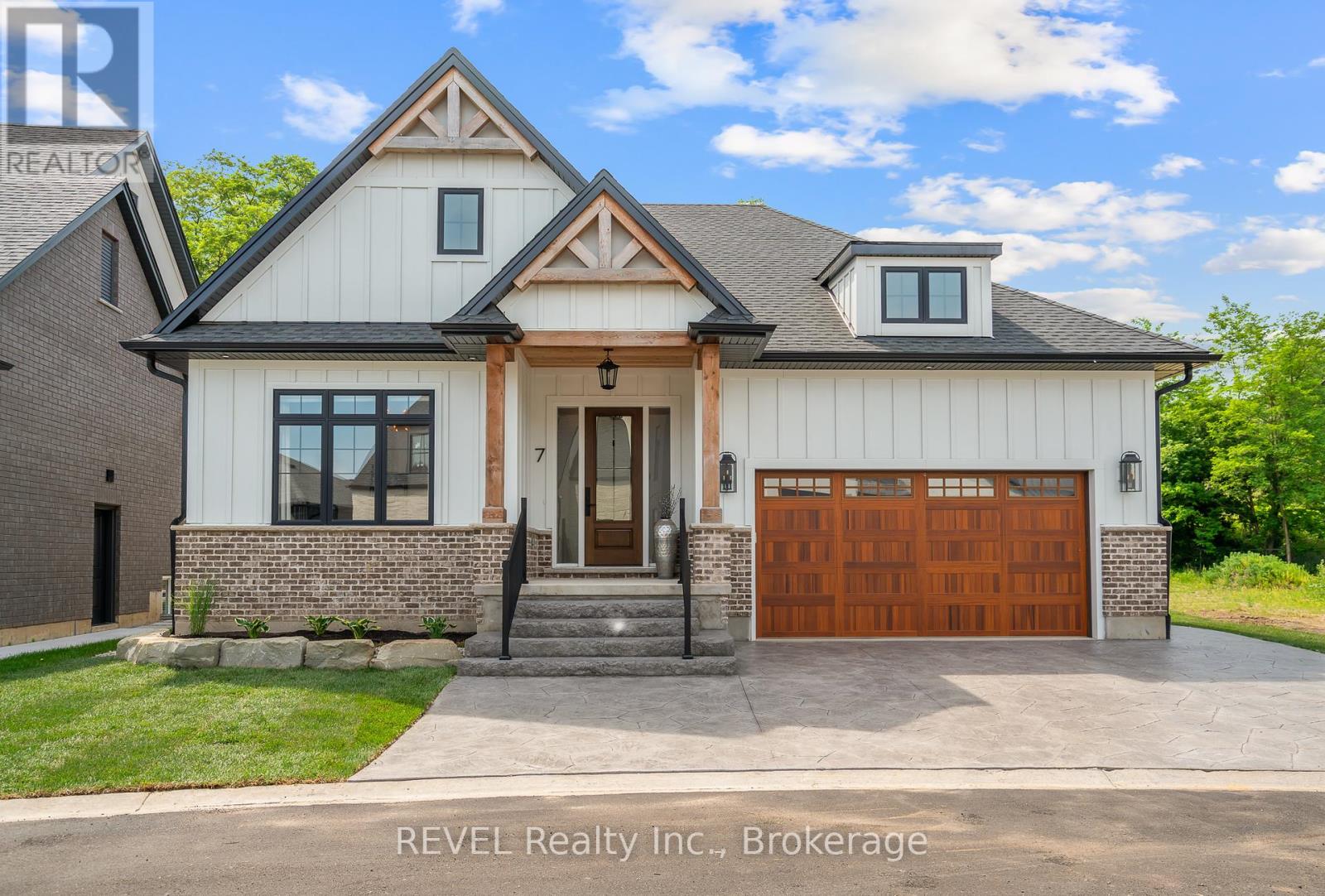 Photo 1 of 7 Fedorkow Lane, Niagaraonthelake ON