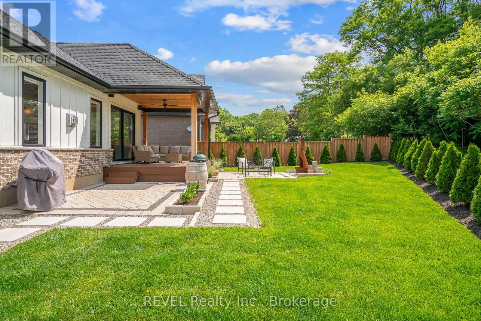 Photo 32 of 7 Fedorkow Lane, Niagaraonthelake ON