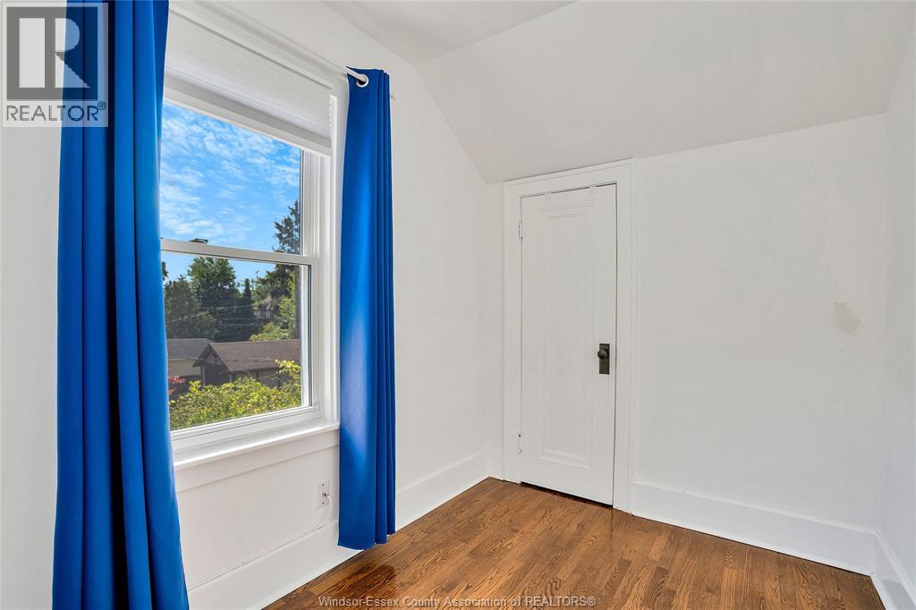 Photo 17 of 2157 Pelissier, Windsor ON
