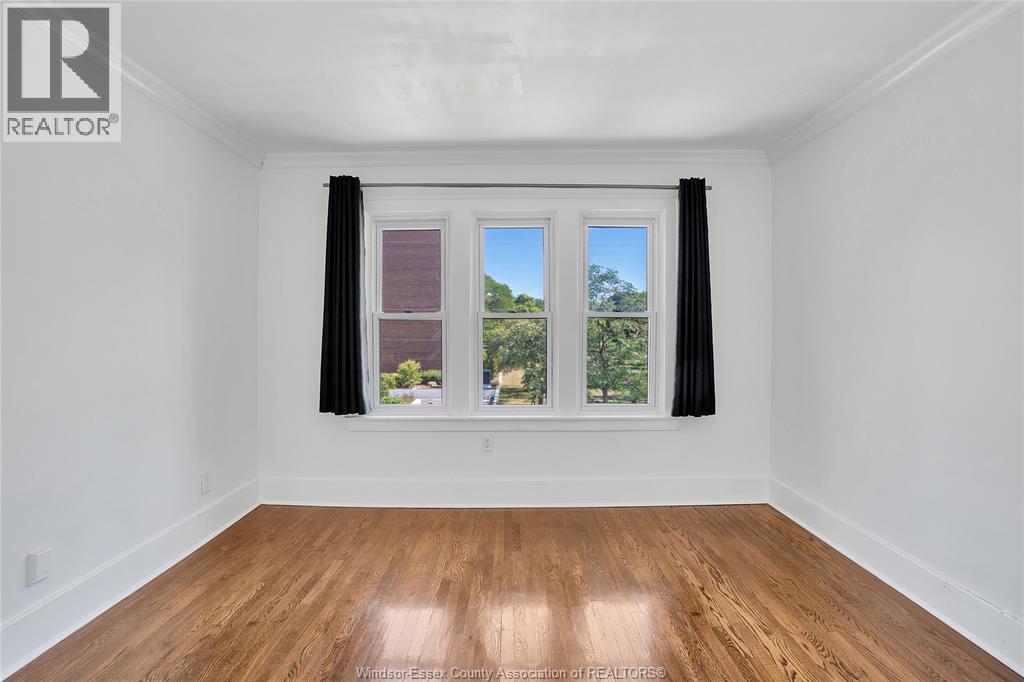 Photo 6 of 2157 Pelissier, Windsor ON