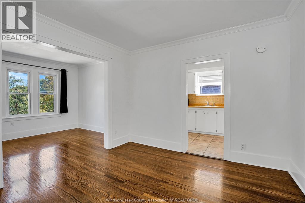 Photo 8 of 2157 Pelissier, Windsor ON