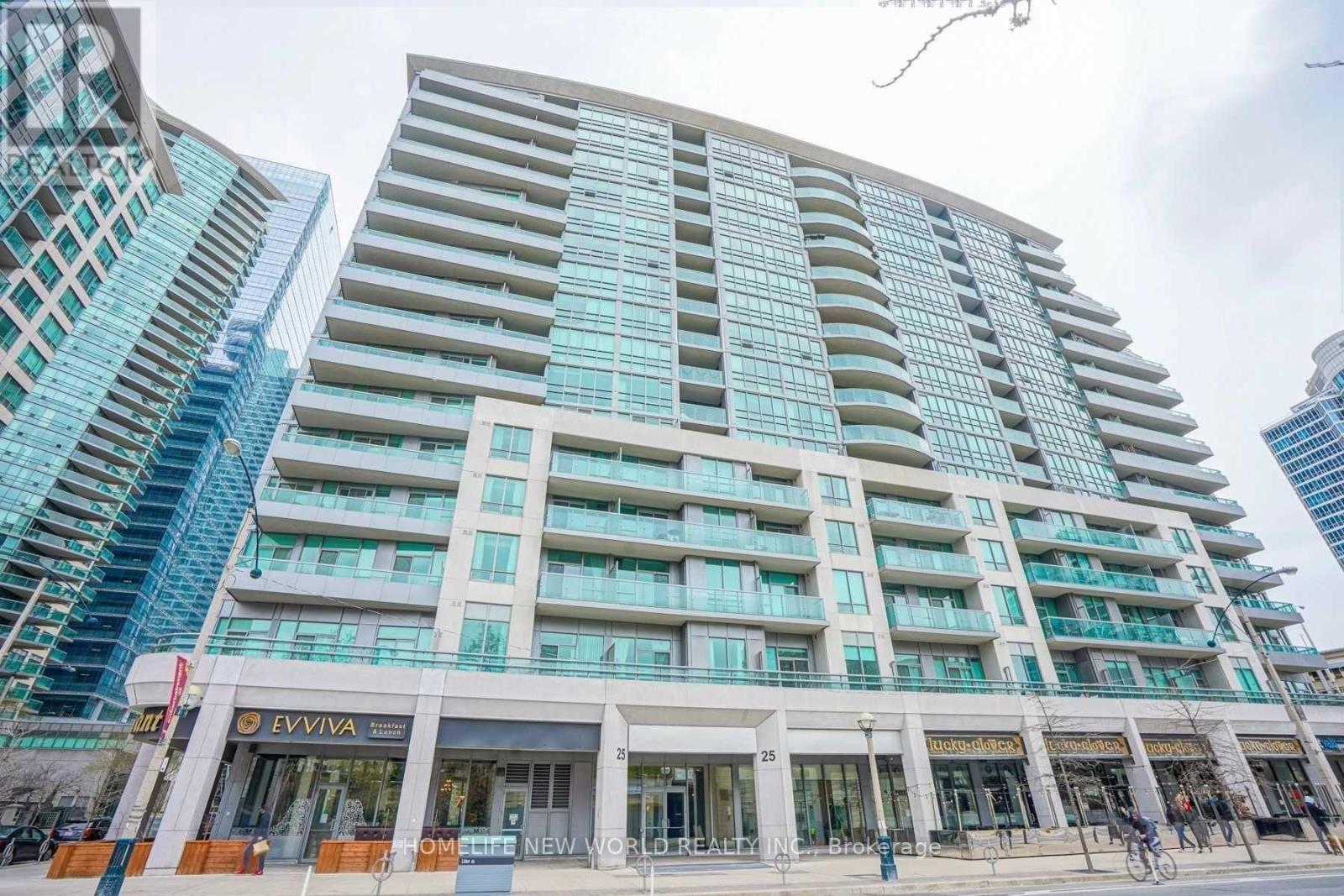 Photo 2 of 1222 25 Lower Simcoe Street, Toronto ON