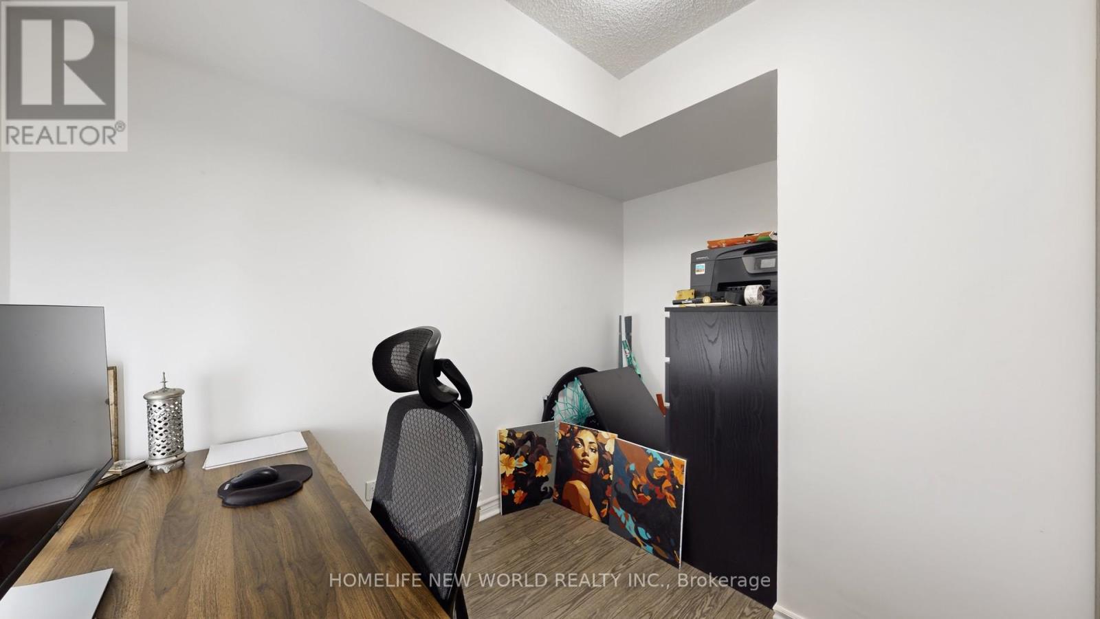 Photo 9 of 1222 25 Lower Simcoe Street, Toronto ON