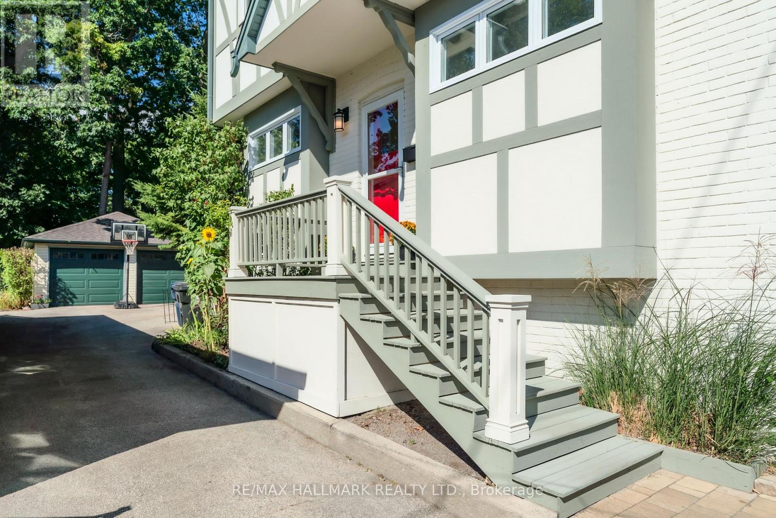 Photo 2 of 16 Haig Avenue, Toronto ON