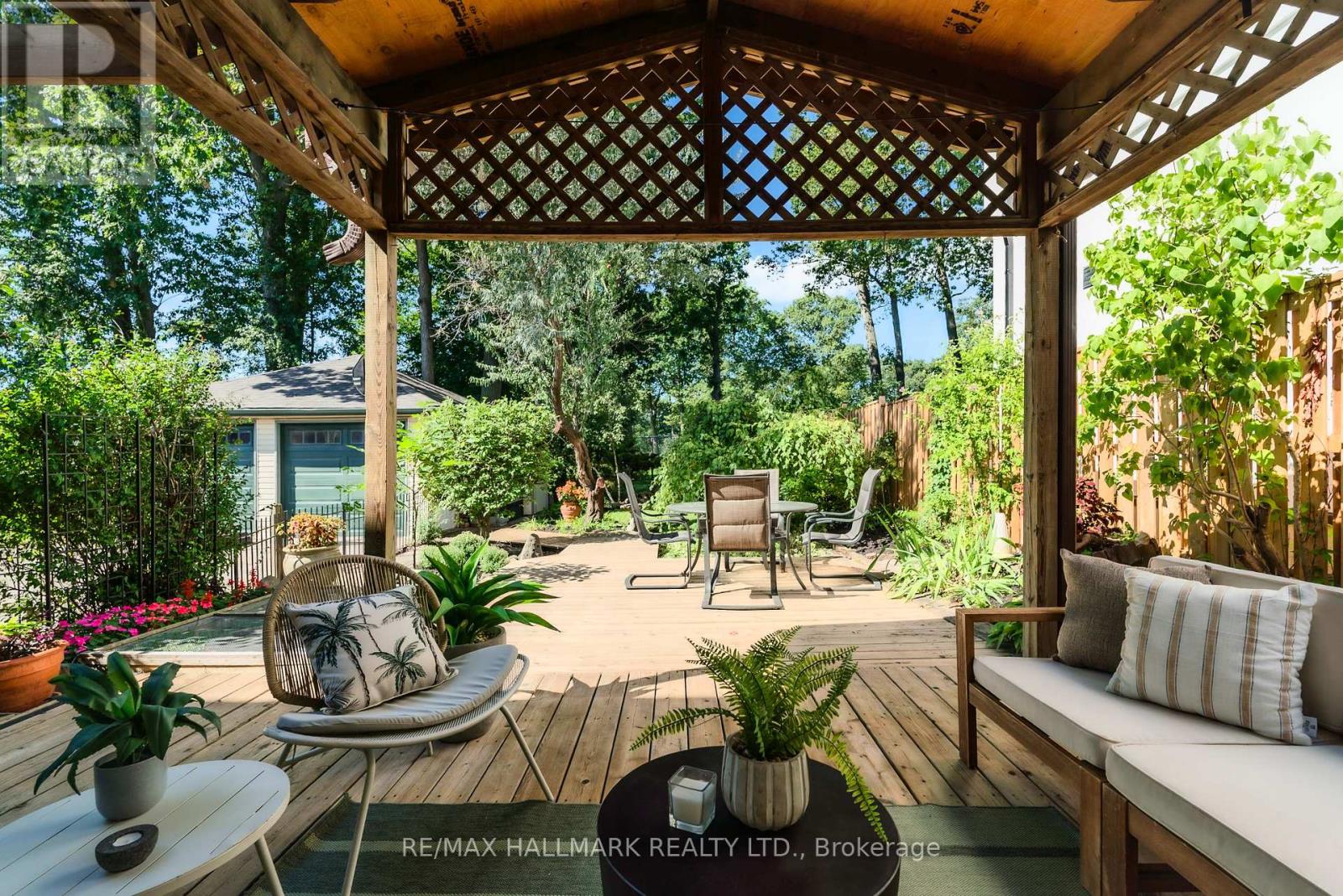 Photo 31 of 16 Haig Avenue, Toronto ON