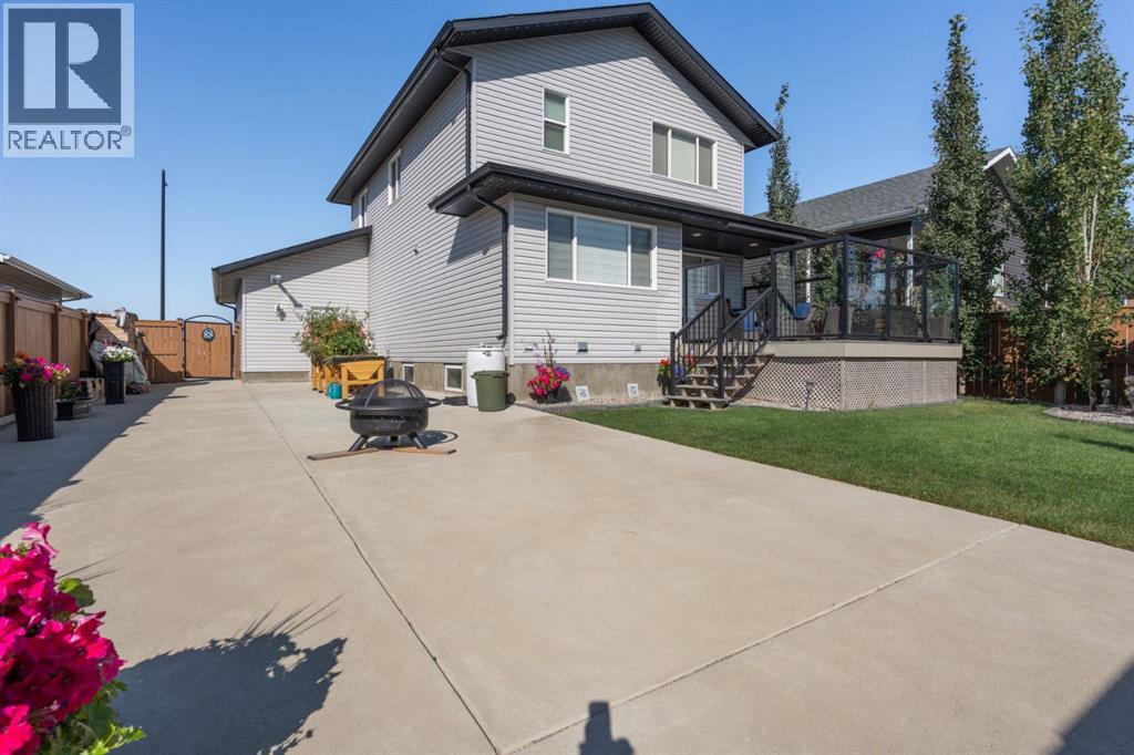 Photo 2 of 2607 63 Street, Camrose AB