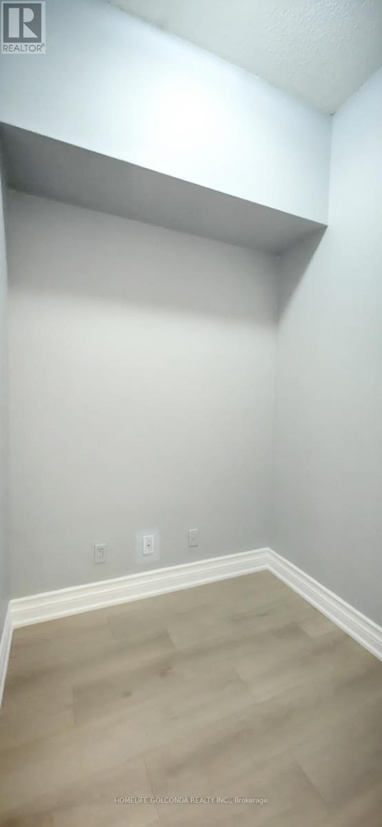 Photo 14 of 215 8130 Birchmount Road, Markham ON