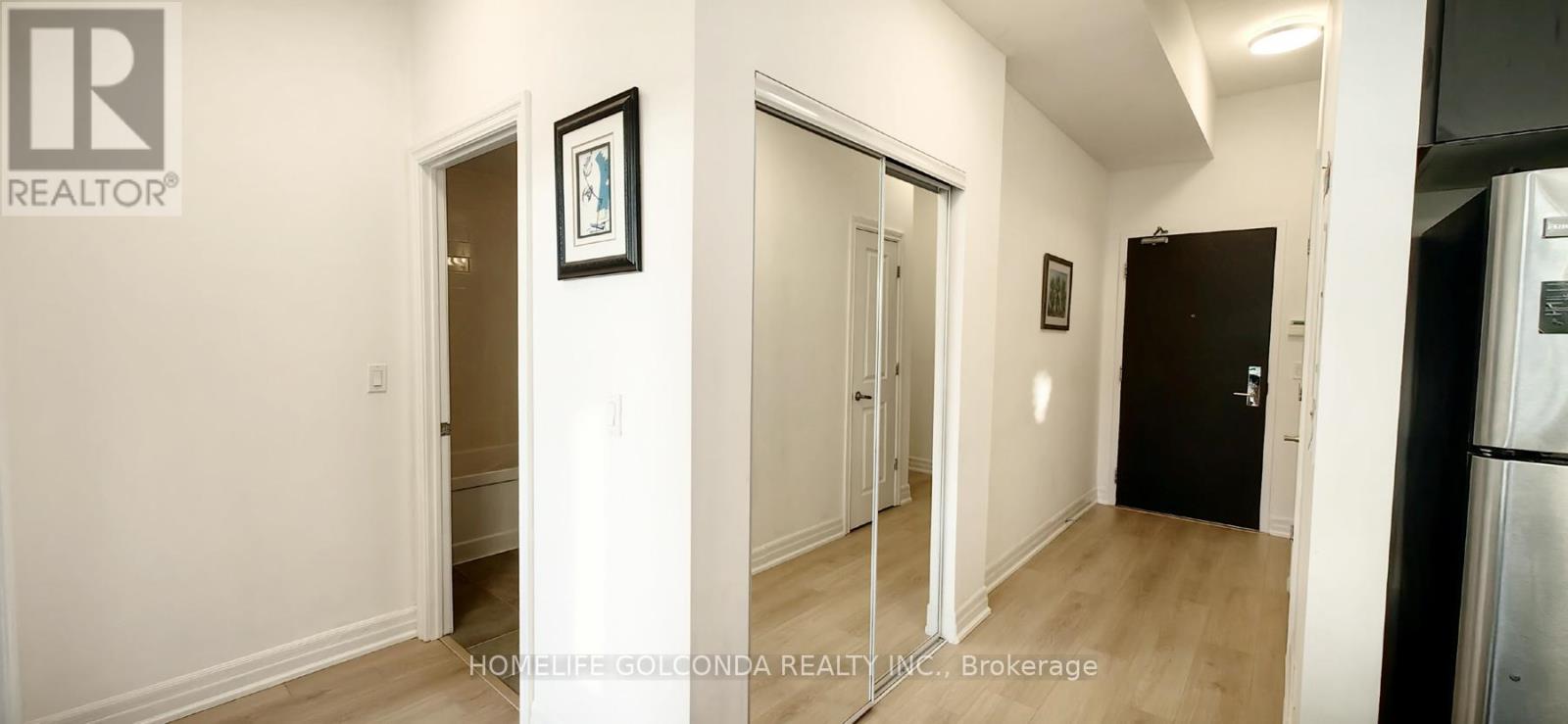 Photo 8 of 215 8130 Birchmount Road, Markham ON