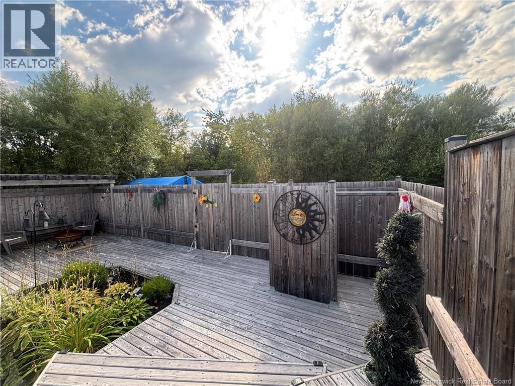 Photo 18 of 676 Rue Principale, Beresford NB