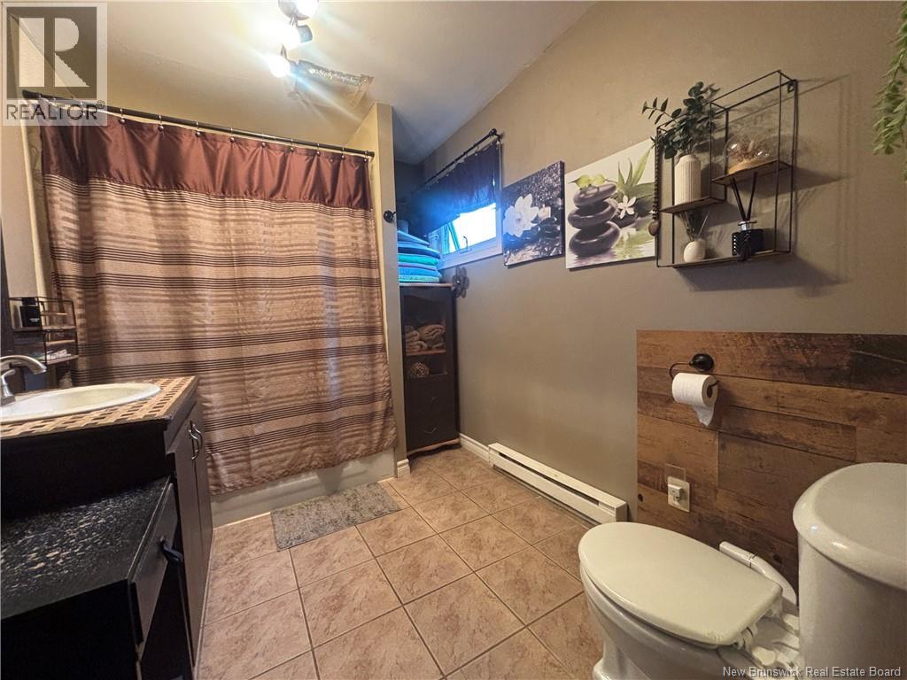Photo 38 of 676 Rue Principale, Beresford NB