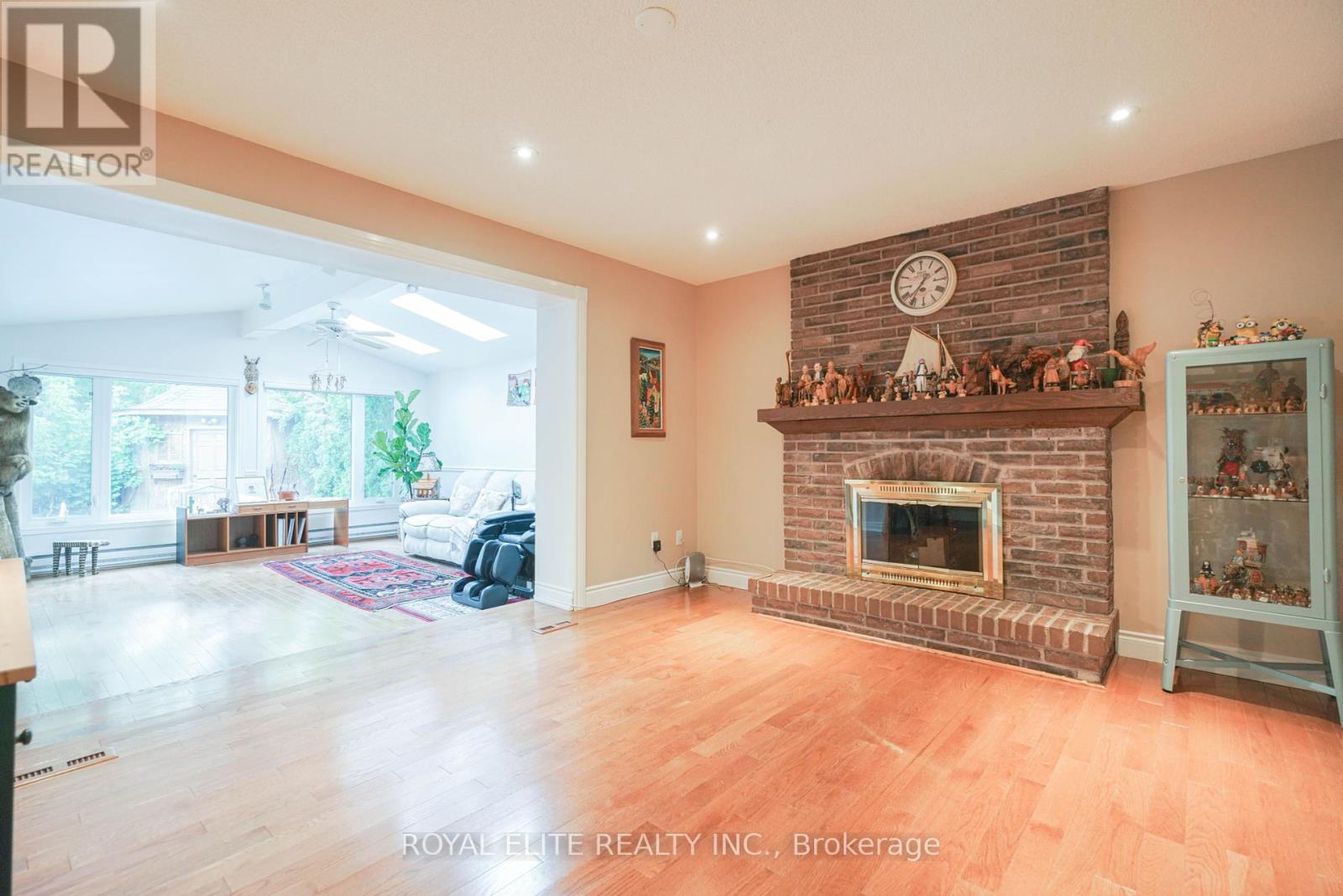 Photo 16 of 3530 Kingbird Court, Mississauga ON