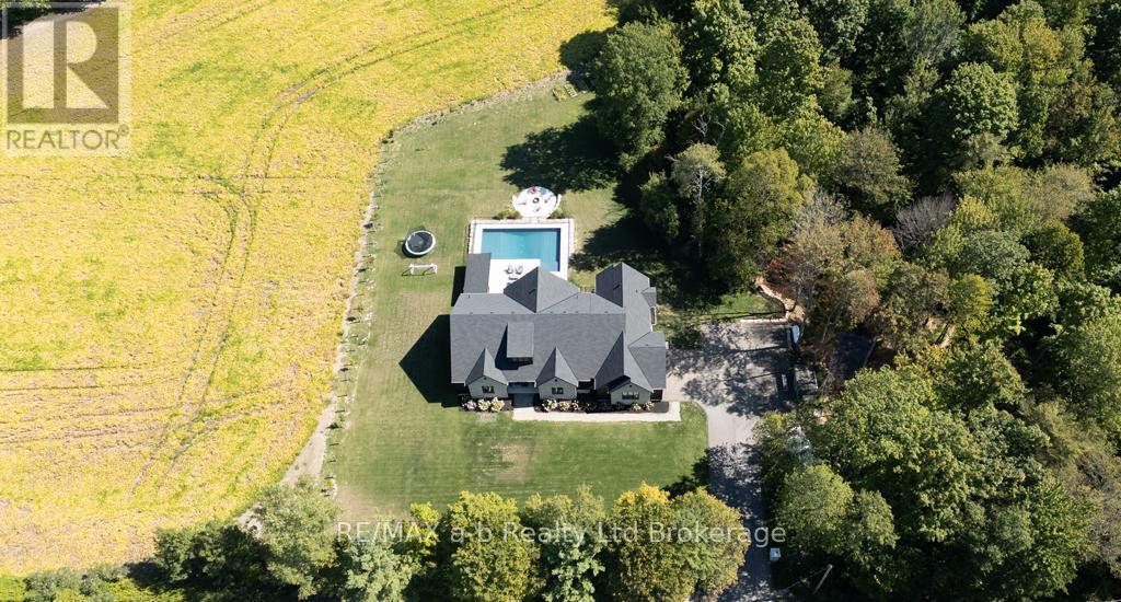 Photo 7 of 592 Carson Side Road, Norfolk ON