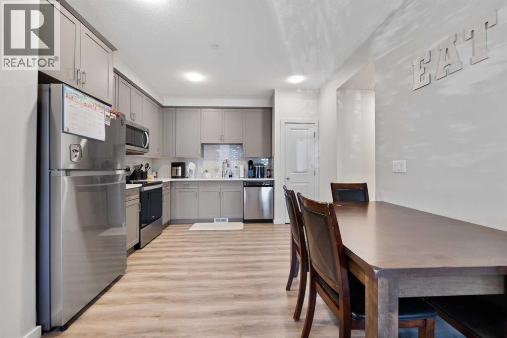 Photo 15 of 273 Lucas Avenue Nw, Calgary AB