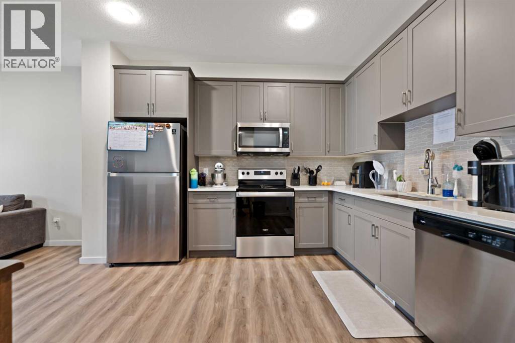 Photo 16 of 273 Lucas Avenue Nw, Calgary AB