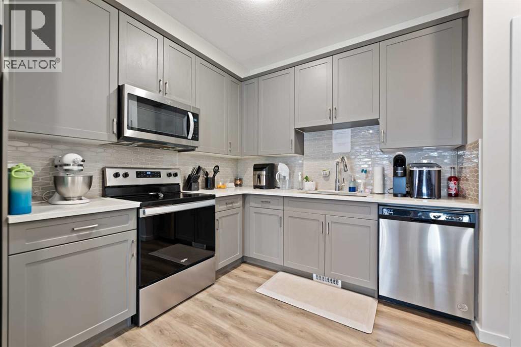 Photo 17 of 273 Lucas Avenue Nw, Calgary AB
