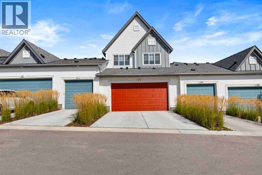 Photo 3 of 273 Lucas Avenue Nw, Calgary AB
