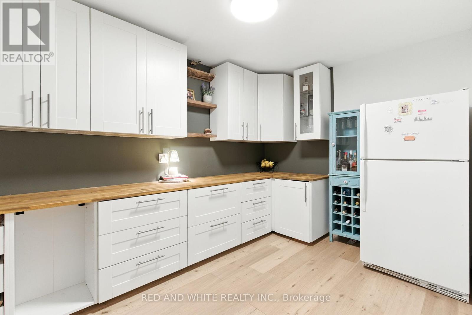 Photo 24 of 210 Northlake Drive, Waterloo ON