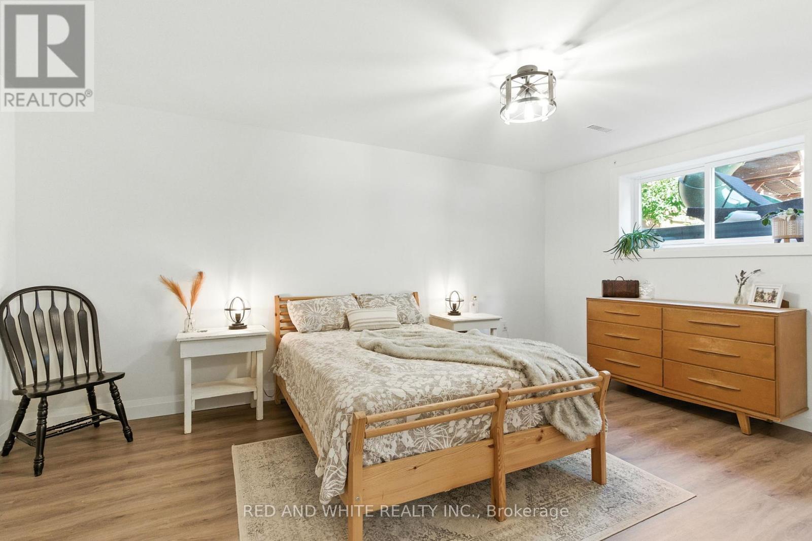 Photo 38 of 210 Northlake Drive, Waterloo ON