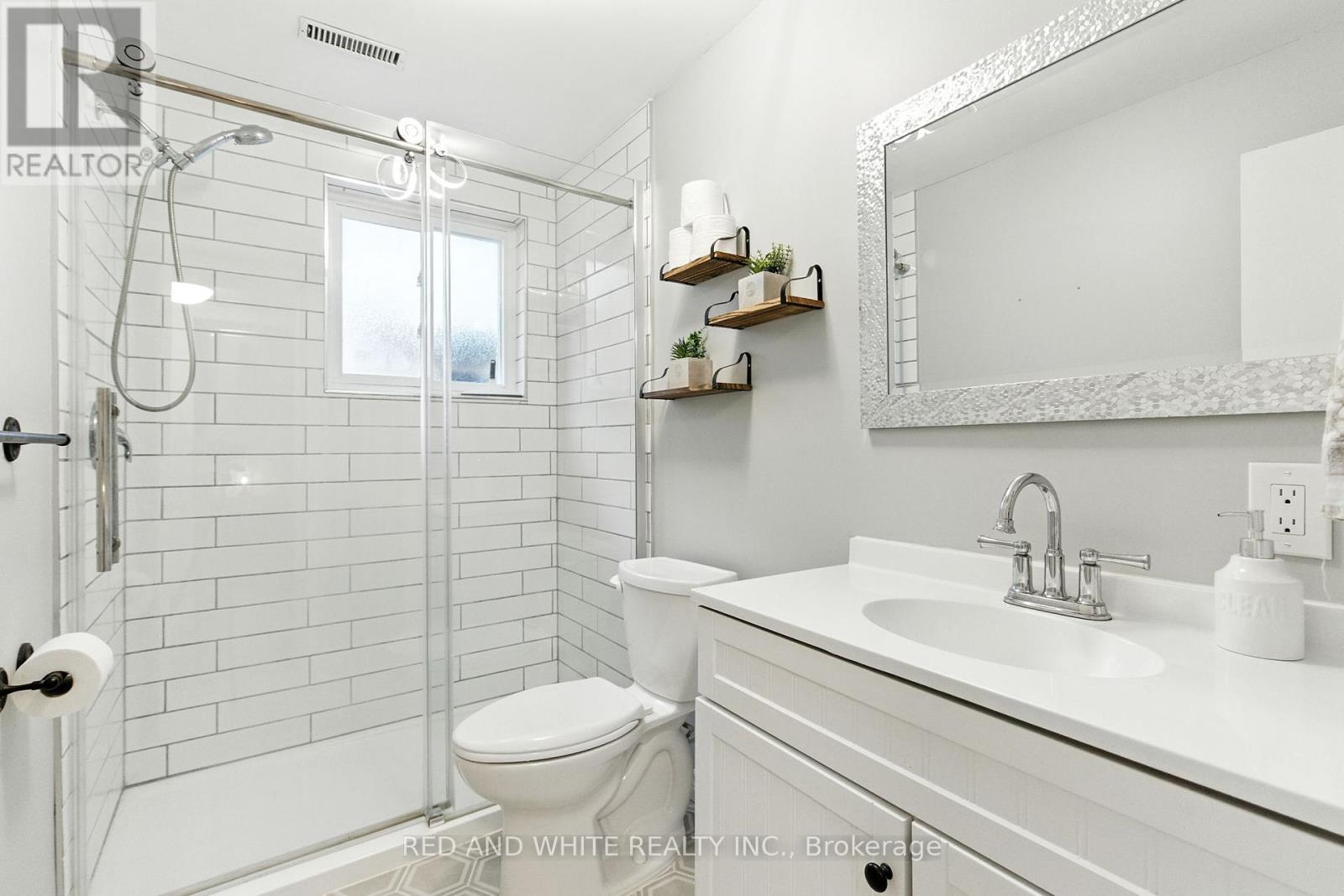 Photo 39 of 210 Northlake Drive, Waterloo ON