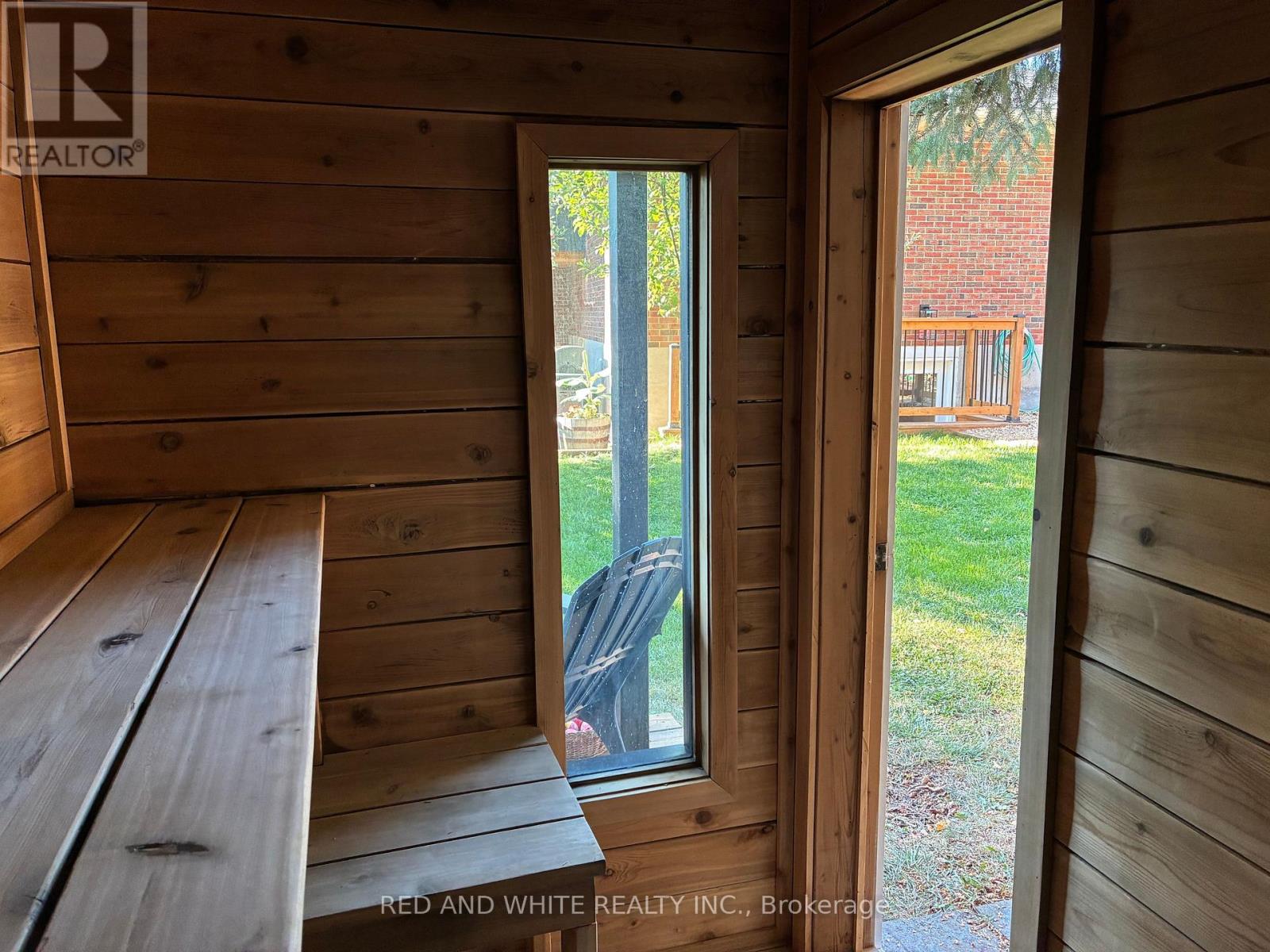 Photo 45 of 210 Northlake Drive, Waterloo ON