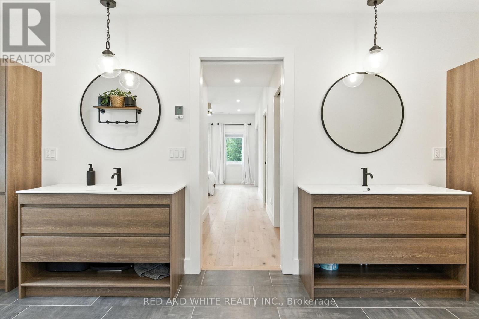 Photo 9 of 210 Northlake Drive, Waterloo ON