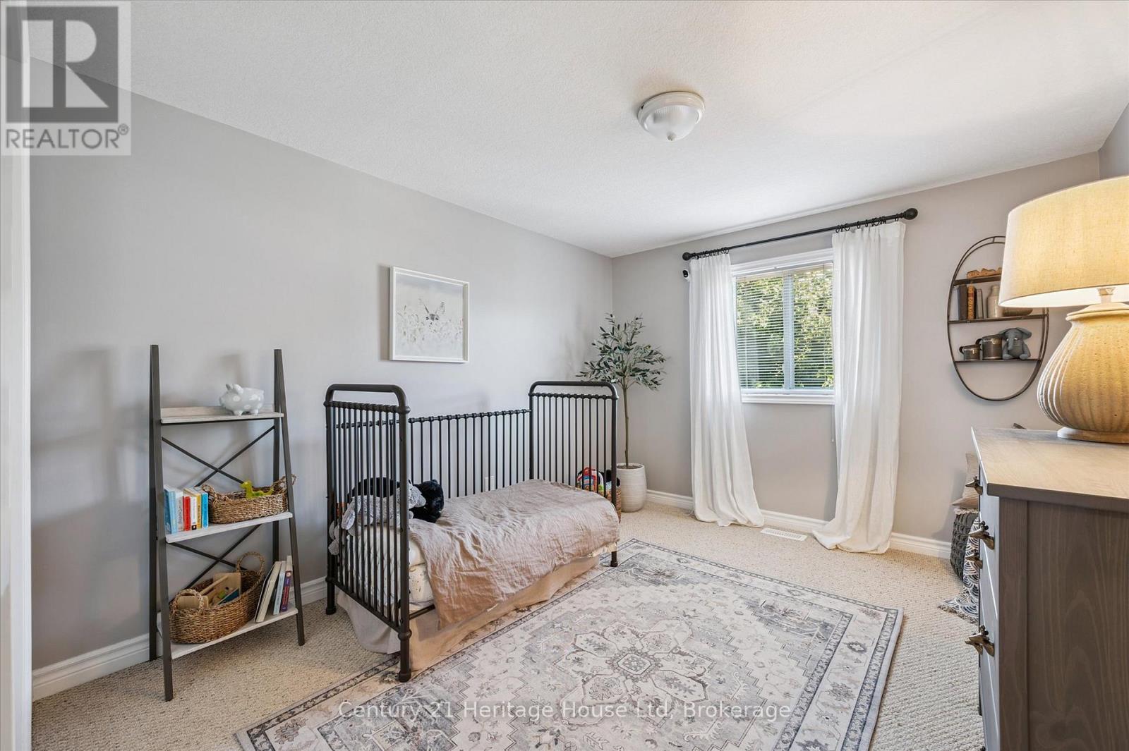 Photo 21 of 7 20 Shackleton Drive, Guelph ON