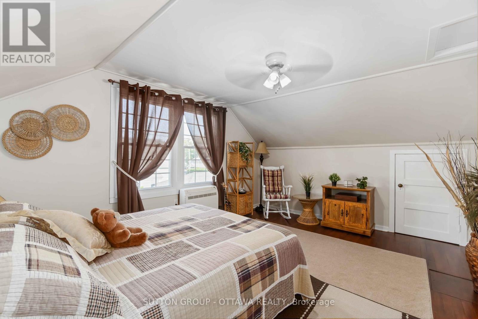 Photo 17 of 20 Roosevelt Drive, Smiths Falls ON
