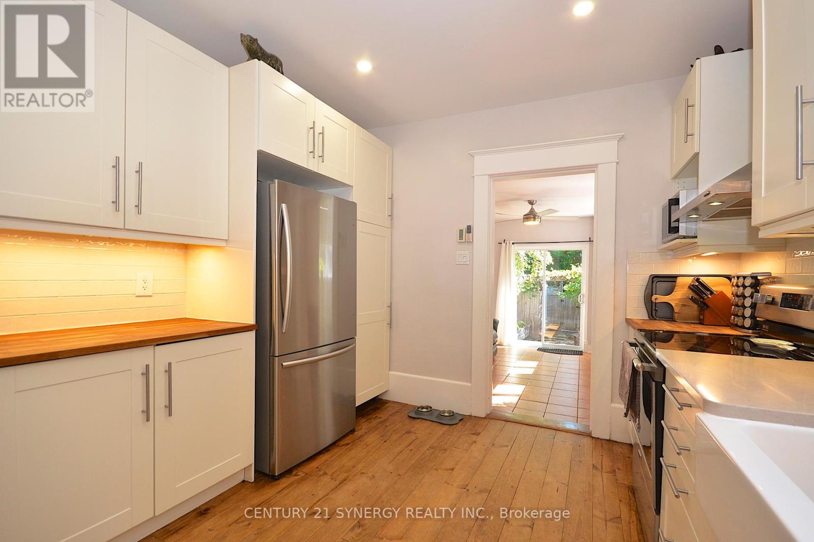 Photo 20 of 47 Roslyn Avenue, Ottawa ON