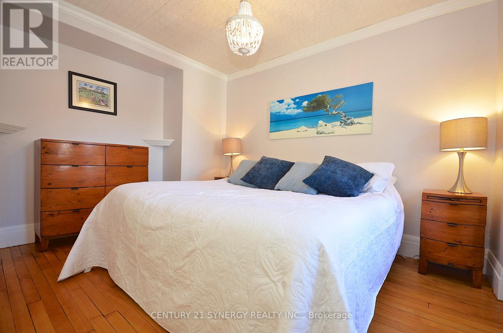 Photo 29 of 47 Roslyn Avenue, Ottawa ON