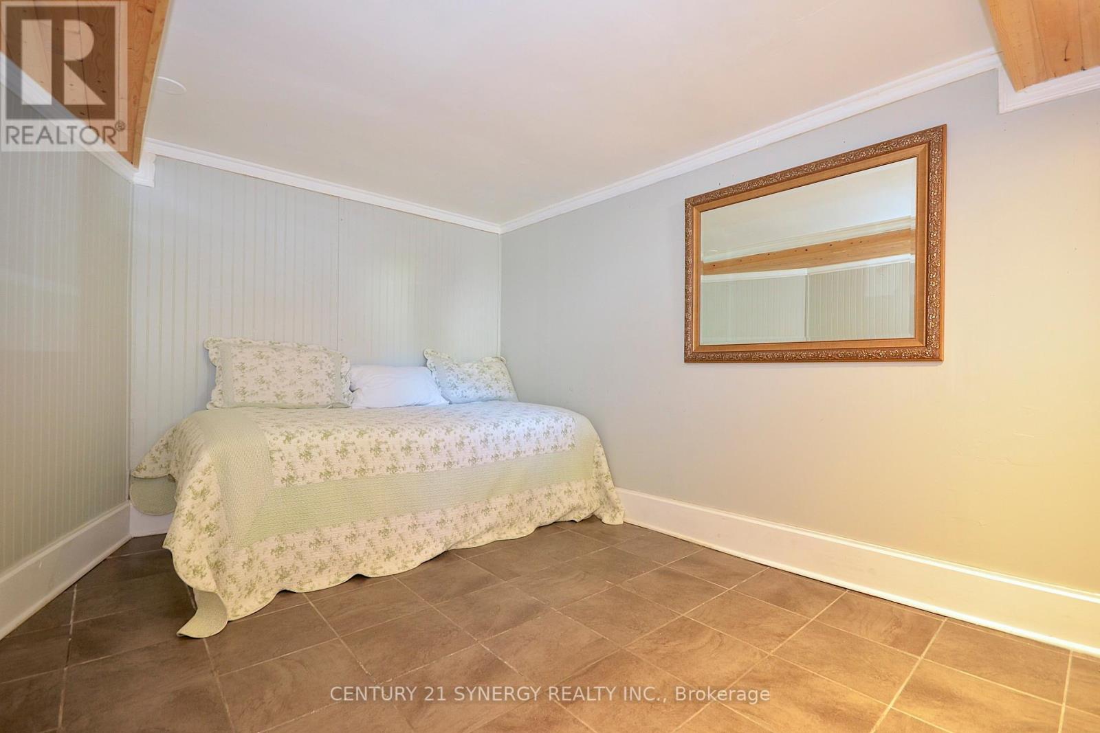Photo 35 of 47 Roslyn Avenue, Ottawa ON