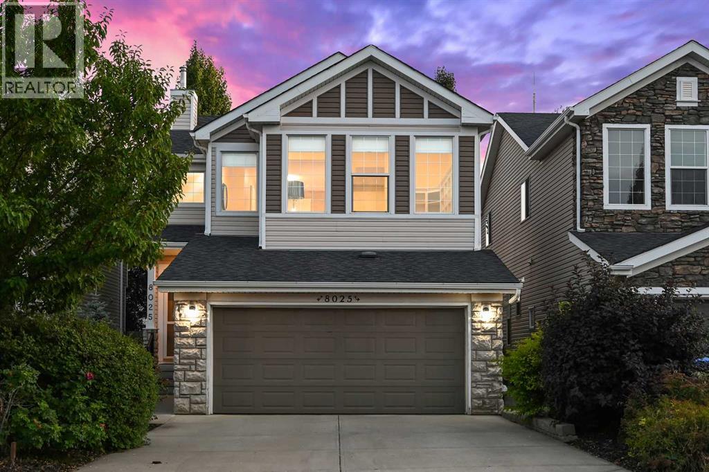 Photo 1 of 8025 Cougar Ridge Avenue Sw, Calgary AB