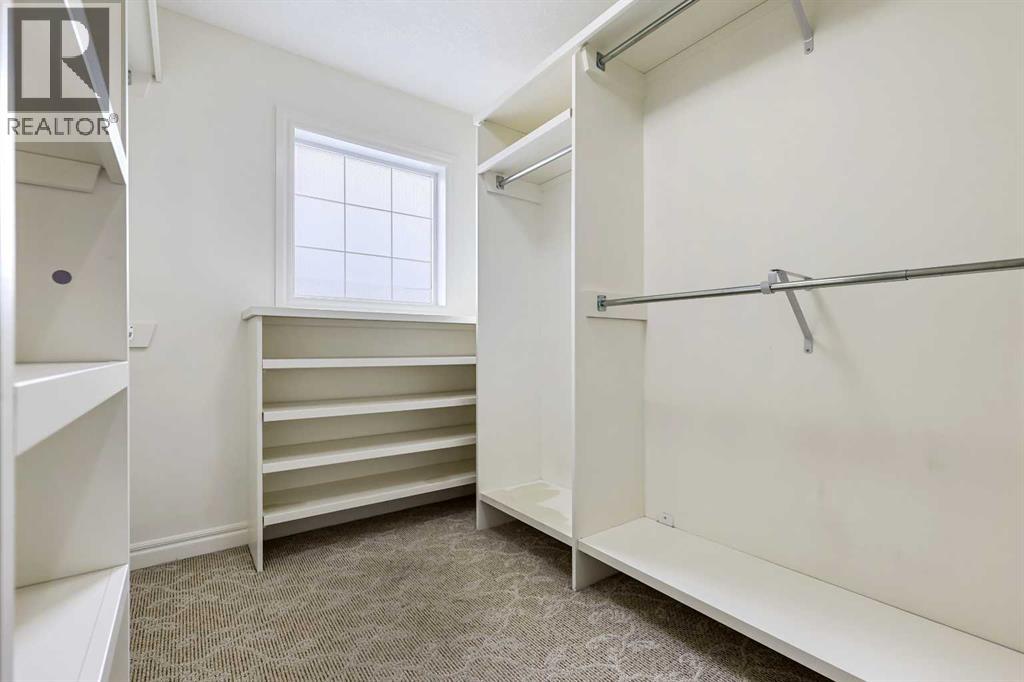 Photo 26 of 8025 Cougar Ridge Avenue Sw, Calgary AB