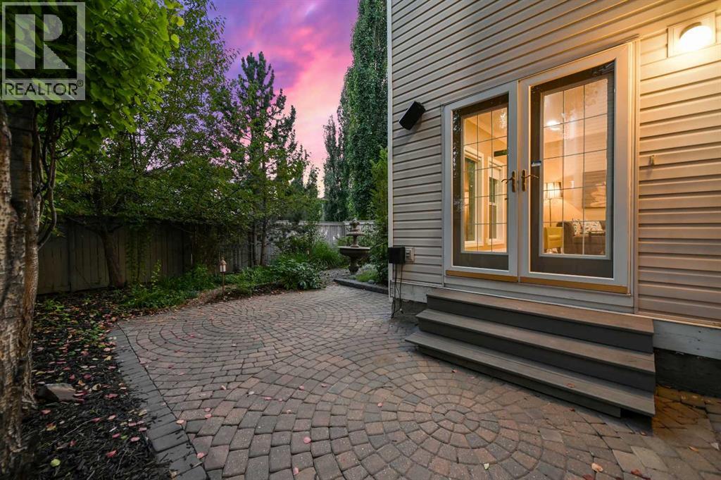 Photo 41 of 8025 Cougar Ridge Avenue Sw, Calgary AB