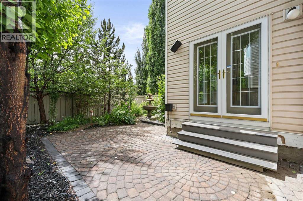 Photo 46 of 8025 Cougar Ridge Avenue Sw, Calgary AB