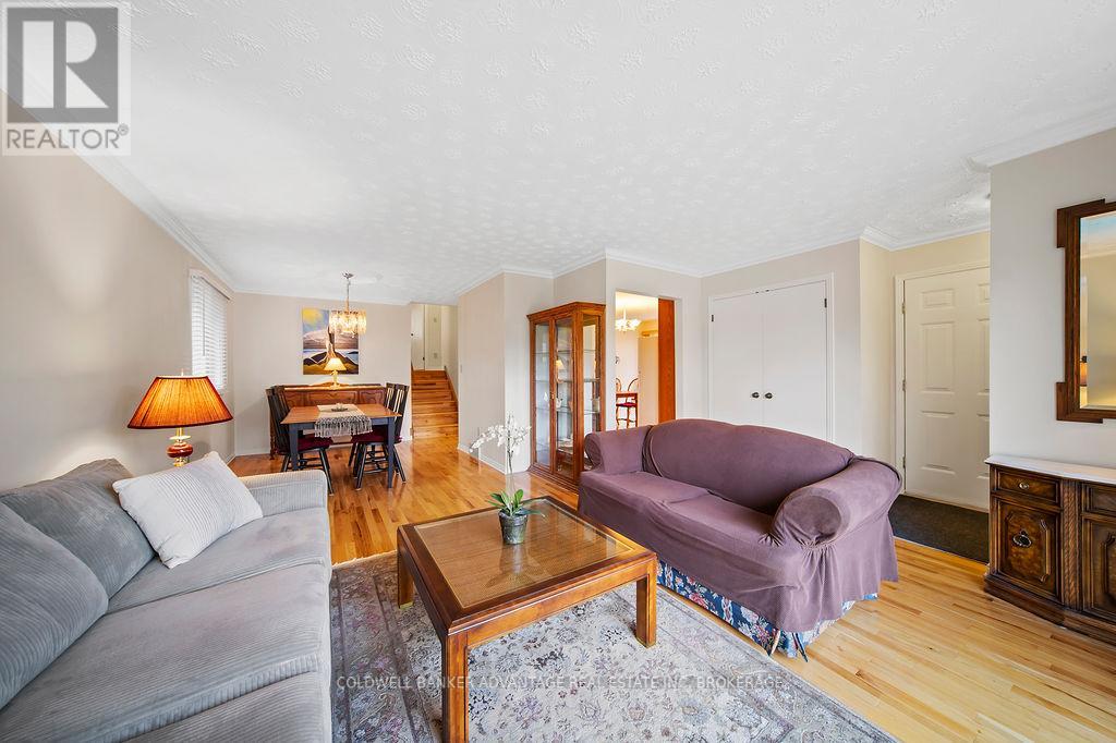 Photo 12 of 7362 Nathan Crescent, Niagara Falls ON